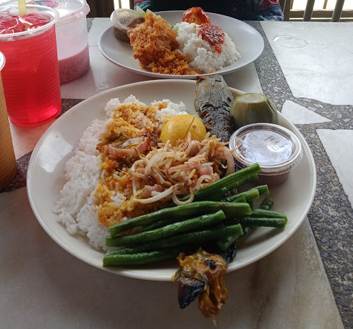 Kedai Makan Pokok Ceri