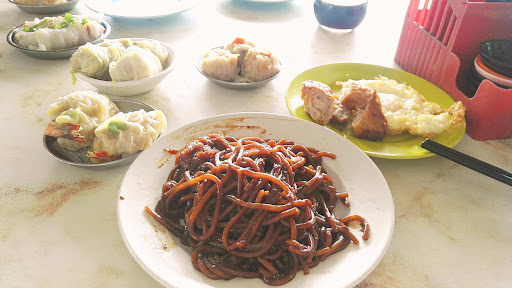 One Plus One Restaurant • 1 加 1