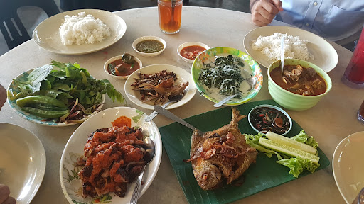 Kafe Adik Abang