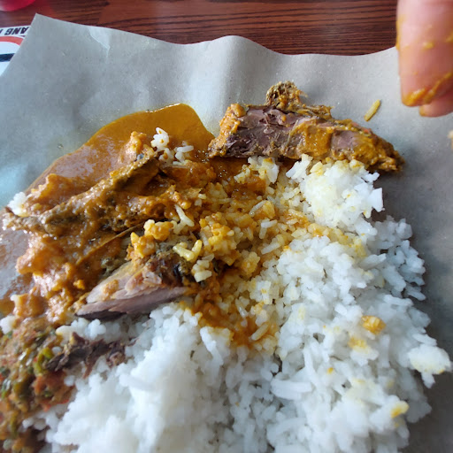 Kak Chik Nasi Berlauk Kg Berangan