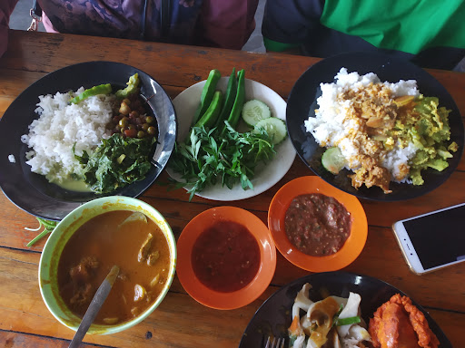 Gerai Kak Chaq Ikan Bakar 1 Gerai Kak Chaq Ikan Bakar