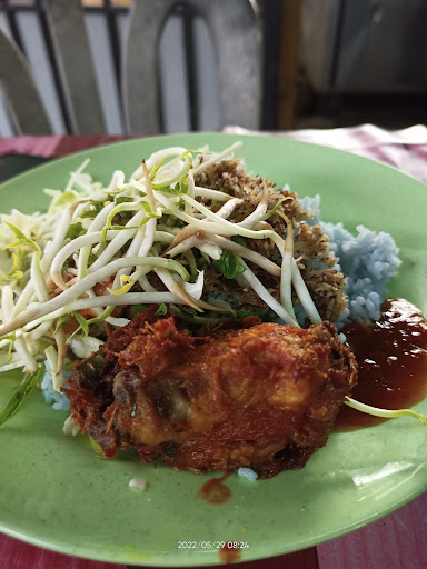 Gerai Nasi Kerabu & Roti Canai
