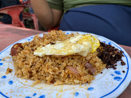 Nasi Lemak Goreng Batu Berendam