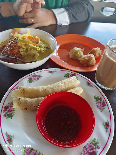 Warung Mak Noli