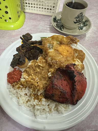 Nasi Dagang Kak Yah