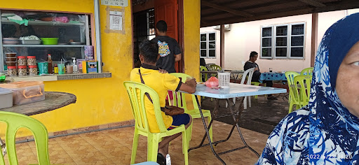 Kedai makan Pn Leha