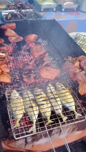KeDai maKan KakLonG CikMimIe