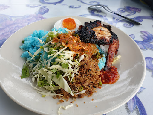Sarapan Pagi En Kuala Lipis Terbaik Untuk Dimulakan Hari Anda 5 Kedai makan nasi kerabu batu 5 penjom