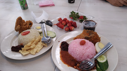Abang Strawberry
