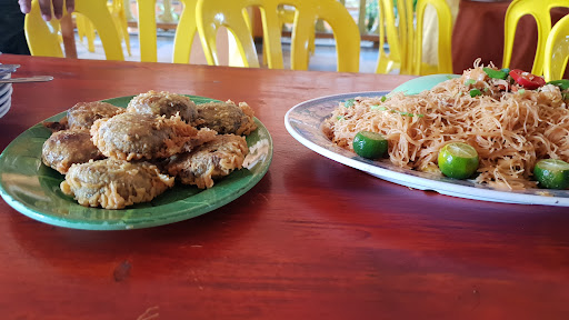 Restoran ikan bakar Kuala Sungai Baru Melaka 1 Restoran ikan bakar Kuala Sungai Baru Melaka