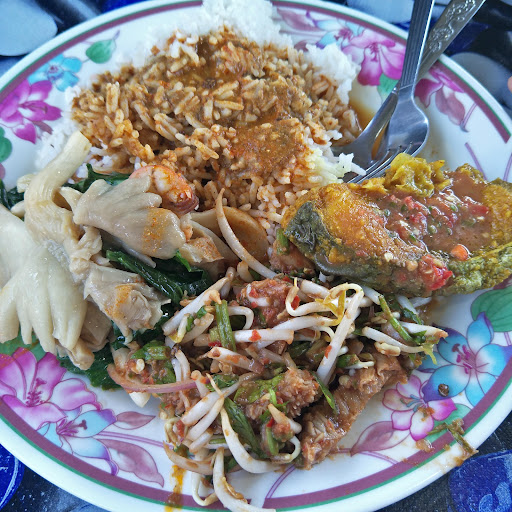Warung Pokok Rambutan