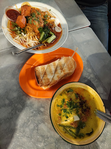 Makan Pagi by Fizzy Cafe