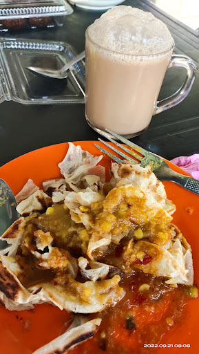 DM yazeeda Roti Canai Kari Kambing