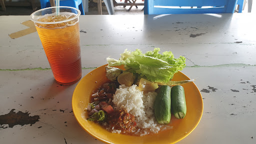 Kedai Makan Lauk Banyak