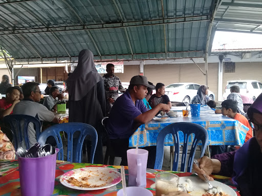 Gerai Makan Kak Nah 1 Gerai Makan Kak Nah