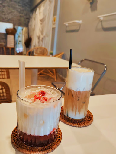 Mii Cafe 1 Mii Cafe