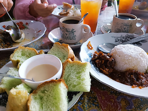 Kedai Kopi Rhe-Be