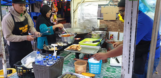 Nasi Lemak Gomok @ Warung Kak Ton