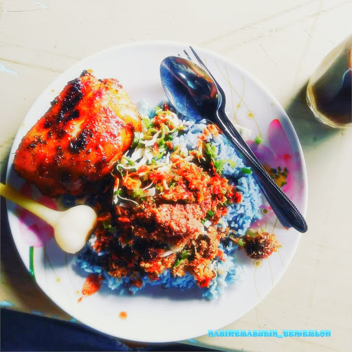 Din Nasi Kerabu