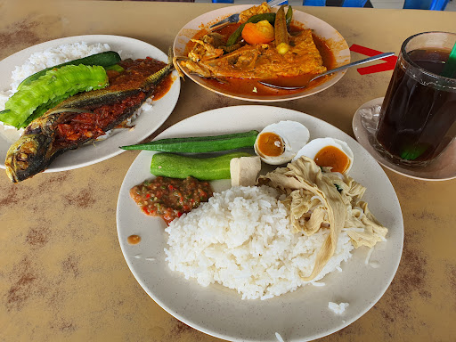 Nasi Campur Pokok Nyok