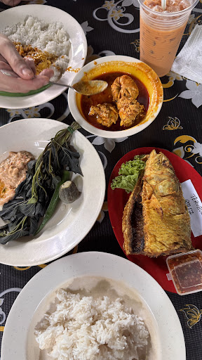 Kedai Makan Pokok Buluh