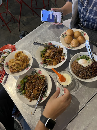 Makan Pagi by Fizzy Cafe