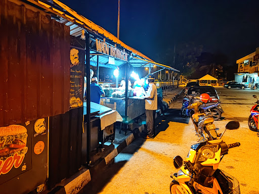 Kuih-muih dan nasi lemak pagi 1 Kuih-muih dan nasi lemak pagi