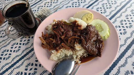 Nasi Lemak L. Ramlee Dara Pujaan