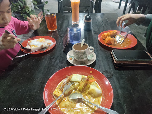 Warung Tok Wie