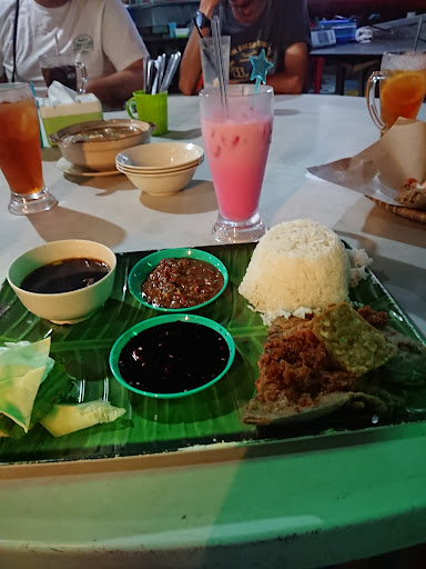 Sarapan Pagi Terbaik di Bintulu 3 Anjung Selera