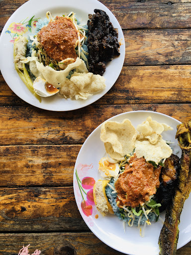 RR Nasi Kerabu House (Kak Yah)