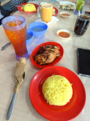 Bunggas Cafe (HALAL)