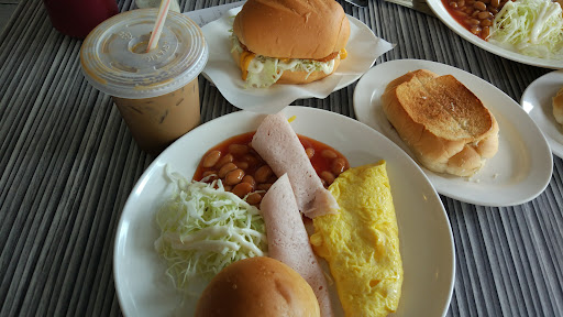 Hi-Bread Kopitiam Petanak