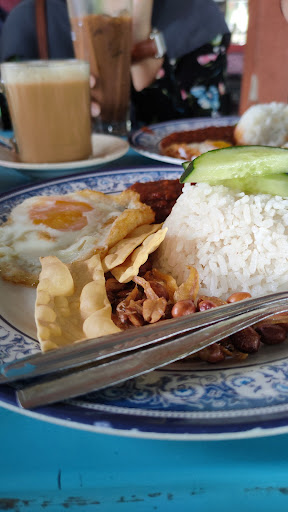 Kedai Gulai Temenung Parit Buntaq