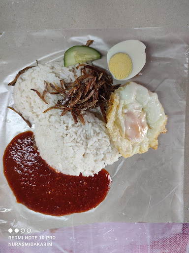 Warung Nasi Lemak Cik Zah