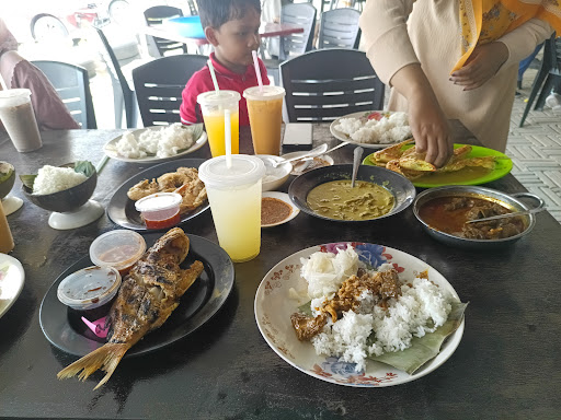 Pak Man Nasi Tempurung