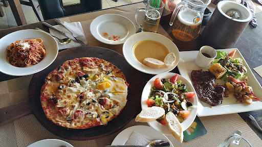Yellow Beach Cafe