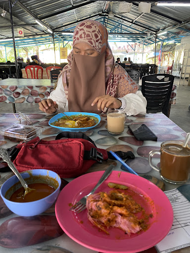 Sarapan Pagi Terbaik di Kuala Selangor 4 Warung Dimyati Roti Canai Pelangi / Roti Canai Pelangi