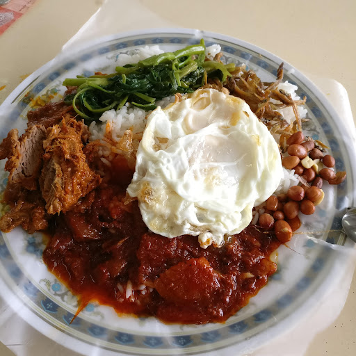 Sarapan Pagi Terbaik di Petaling Jaya 7 Nasi Lemak Kukus Kangkung