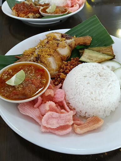 MARI MAKAN - GAYA STREET