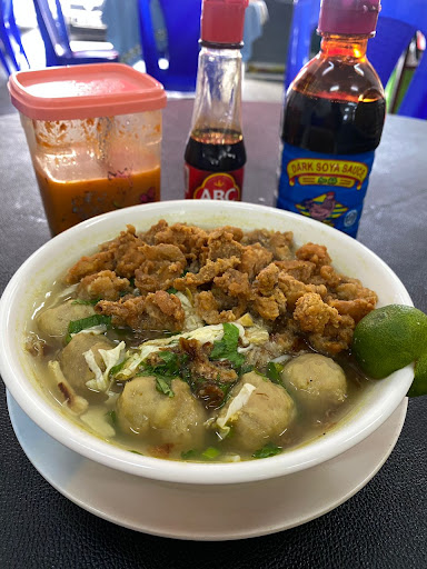Warung Bakso Kulit Ayam , dimiliki oleh Nur Fitri Enterprise