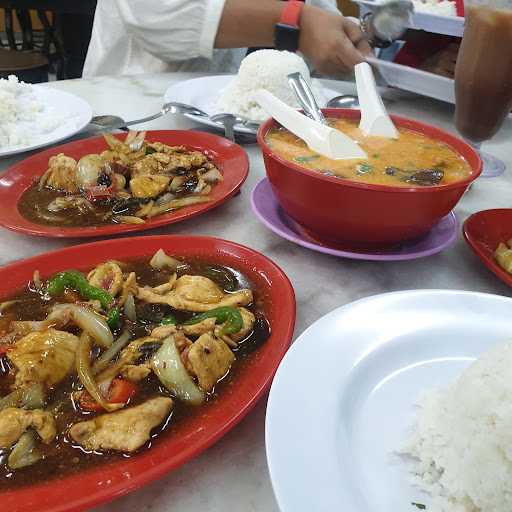 D'38 CAFE (MUSLIM FOOD)
