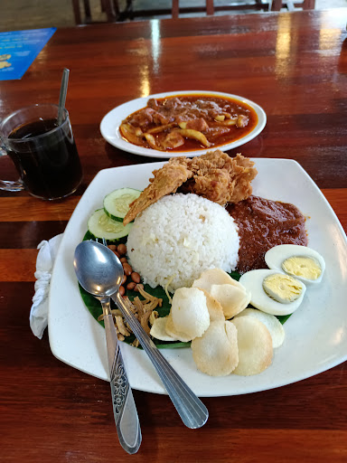 Nasi Lemak Guru Besar