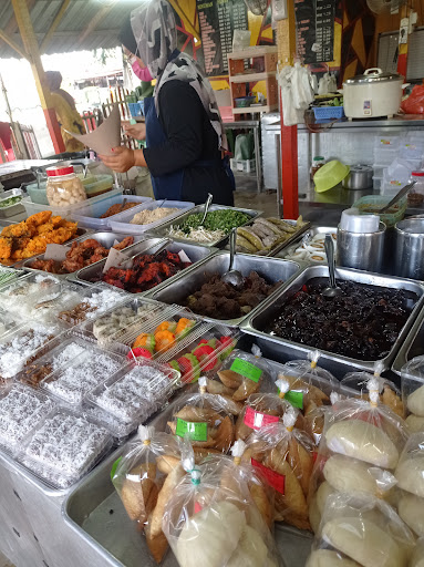 Nasi Lemak Cek Nie