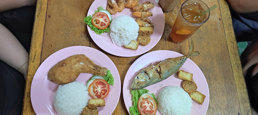 Sarapan Pagi Enak di Lawas: Tempat Terbaik untuk Menikmatinya 2 365" Day Nasi Lemak