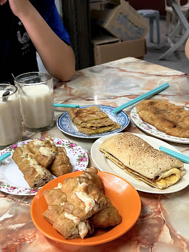 Yong Ho Cafe