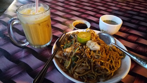 Taman Selera Baji Jaya block lama