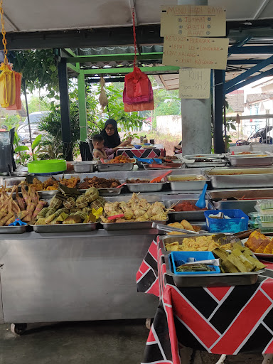 Warung Tokapi, Hidangan Hari Raya Sebagai Sarapan