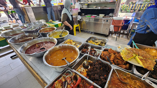 Warung Kak Yah & PakDin