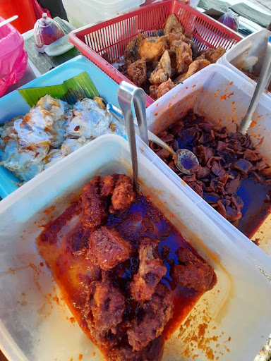 Nasi Lemak Amoi Teratai